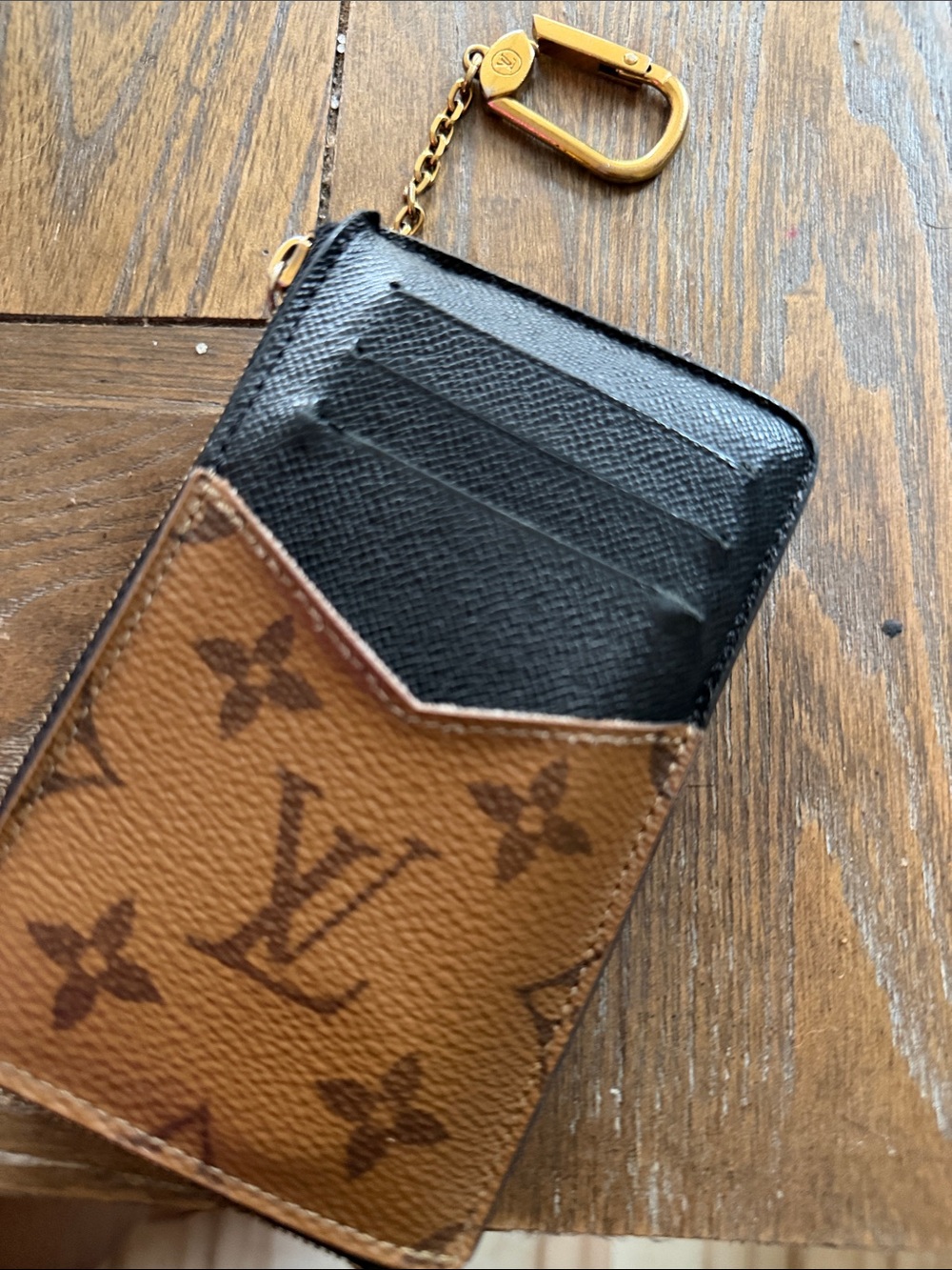 Louis Vuitton Monogram Canvas Key & Card Holder with Gold Hardware - Picture 2 of 6